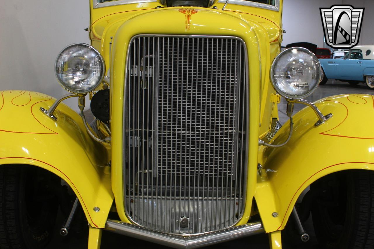 1932 Ford F100