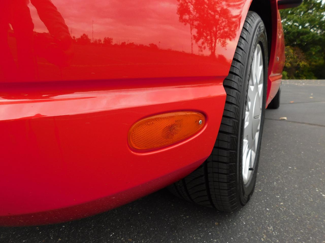 2003 Ford Thunderbird