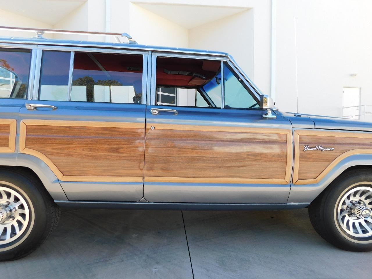 1991 Jeep Grand Wagoneer