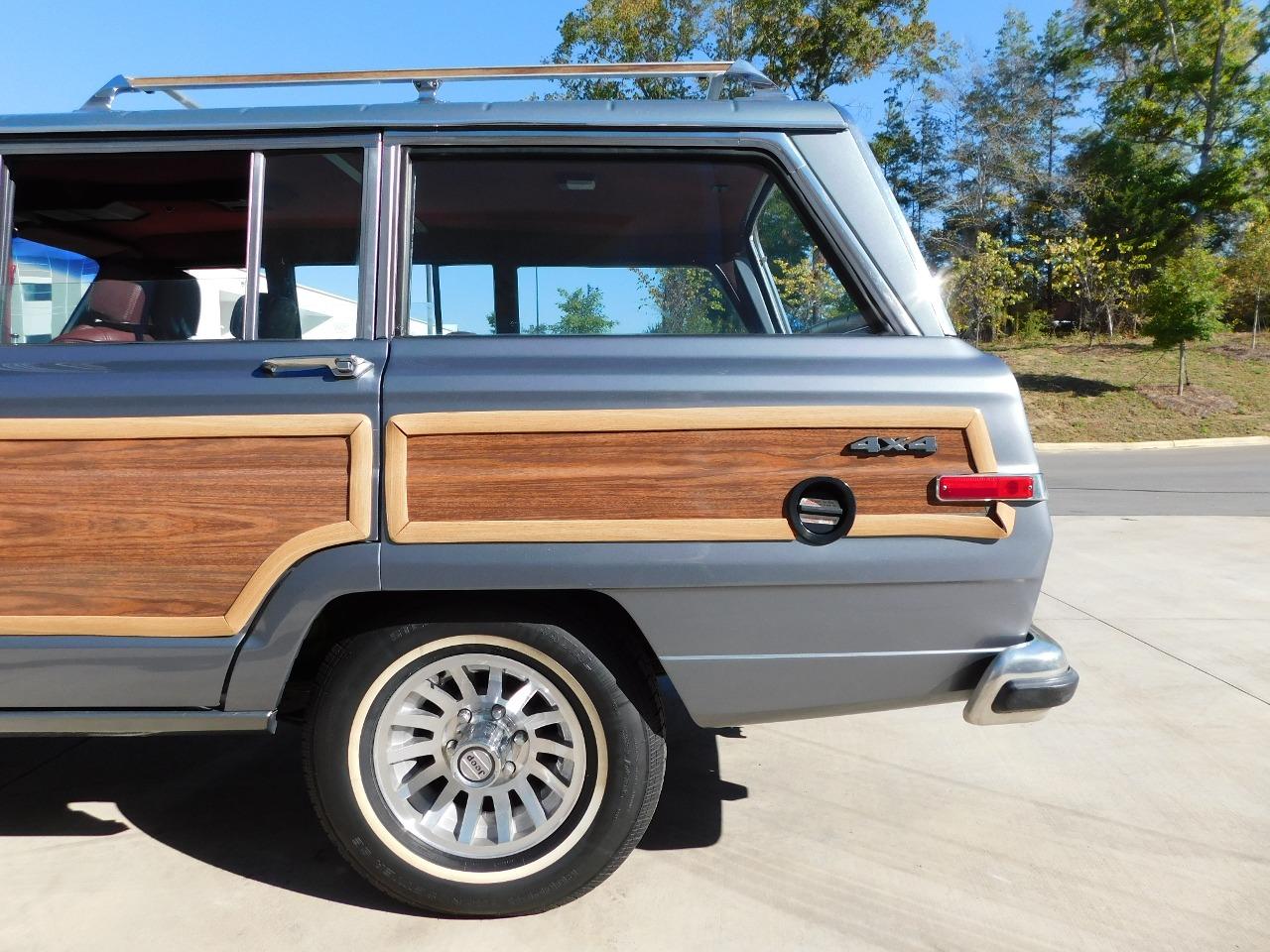 1991 Jeep Grand Wagoneer