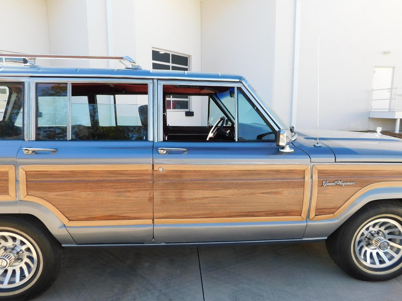 1991 Jeep Grand Wagoneer