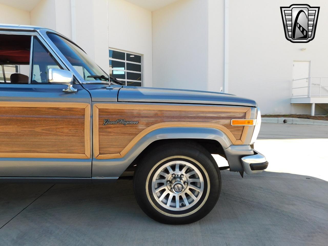 1991 Jeep Grand Wagoneer