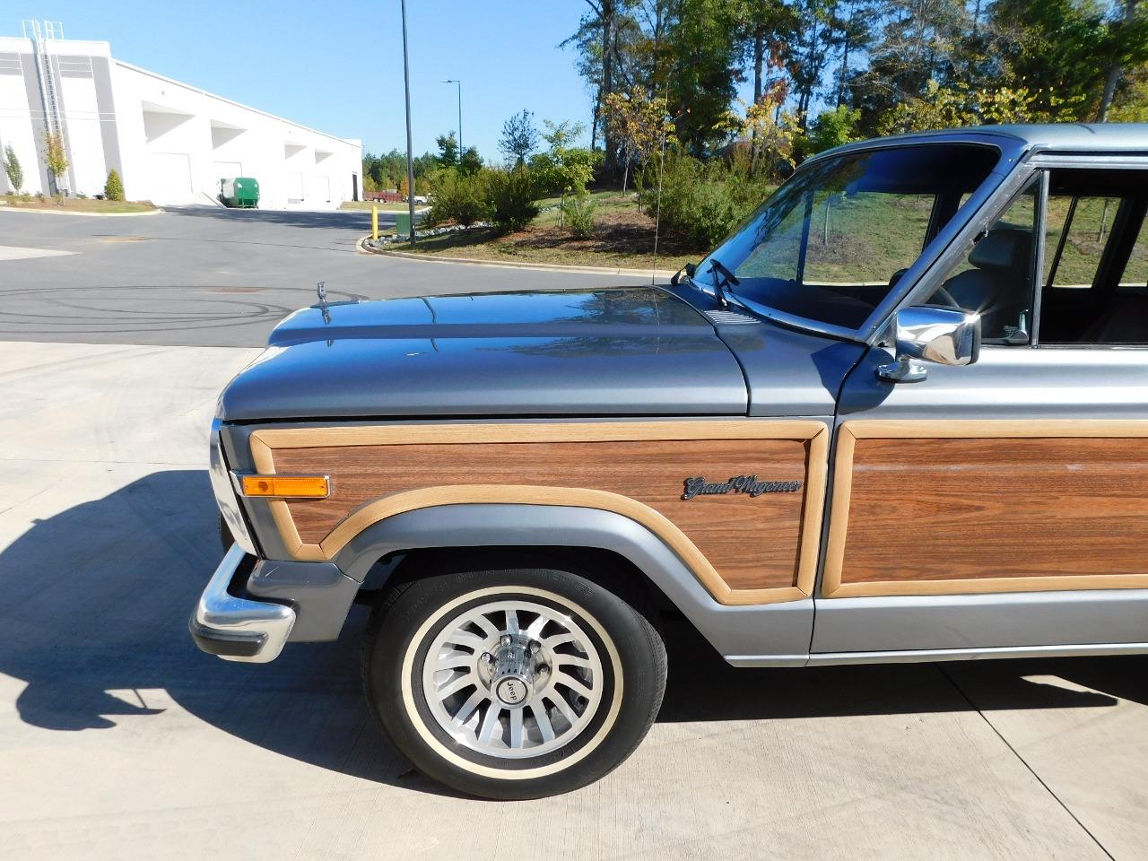 1991 Jeep Grand Wagoneer