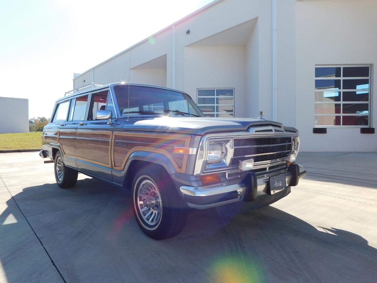 1991 Jeep Grand Wagoneer