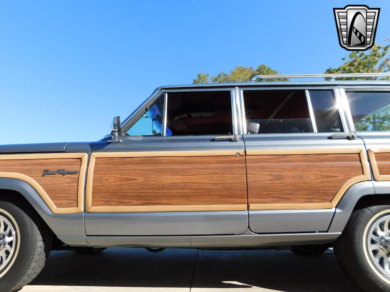 1991 Jeep Grand Wagoneer