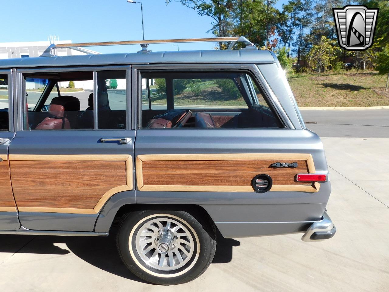 1991 Jeep Grand Wagoneer