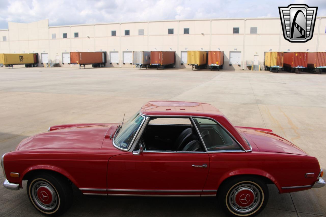 1971 Mercedes - Benz 280SL