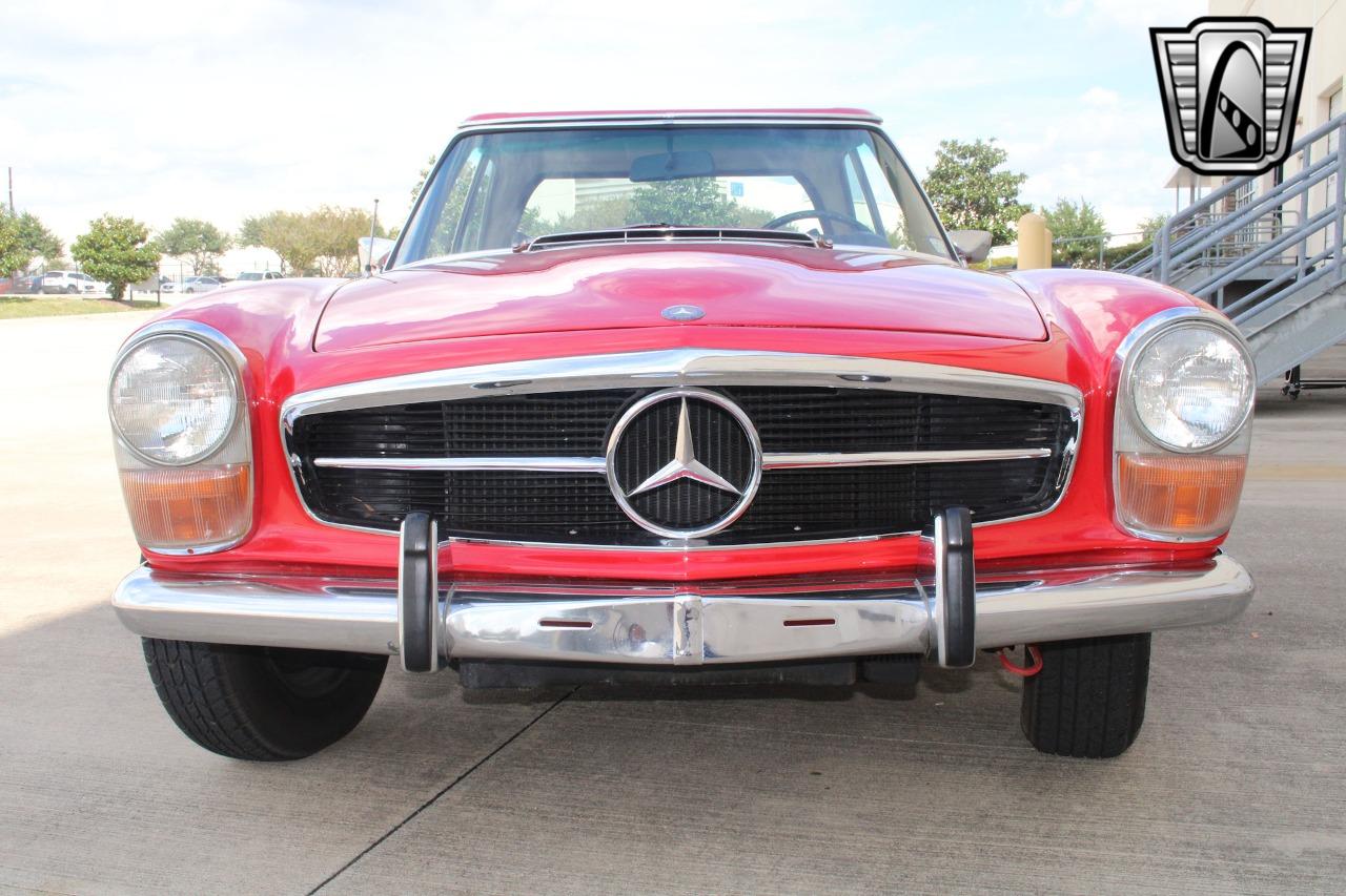 1971 Mercedes - Benz 280SL