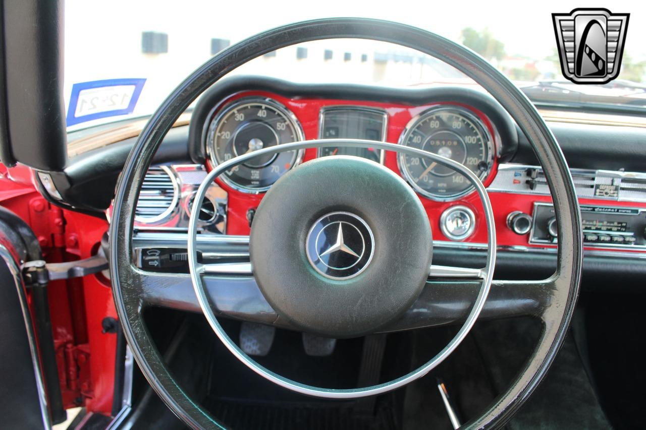 1971 Mercedes - Benz 280SL