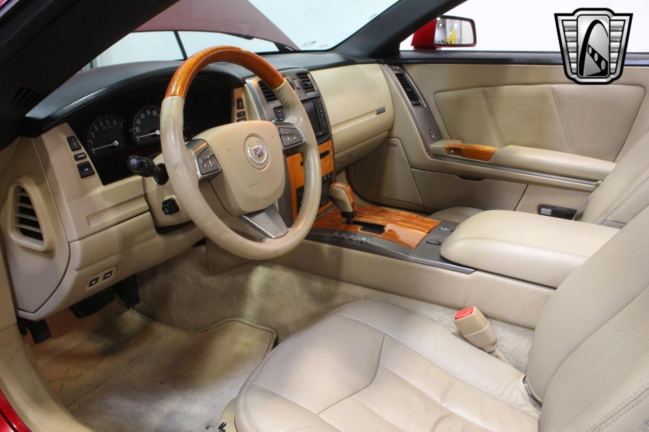 2008 Cadillac XLR