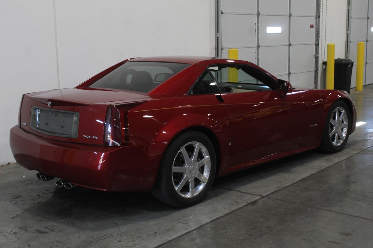 2008 Cadillac XLR