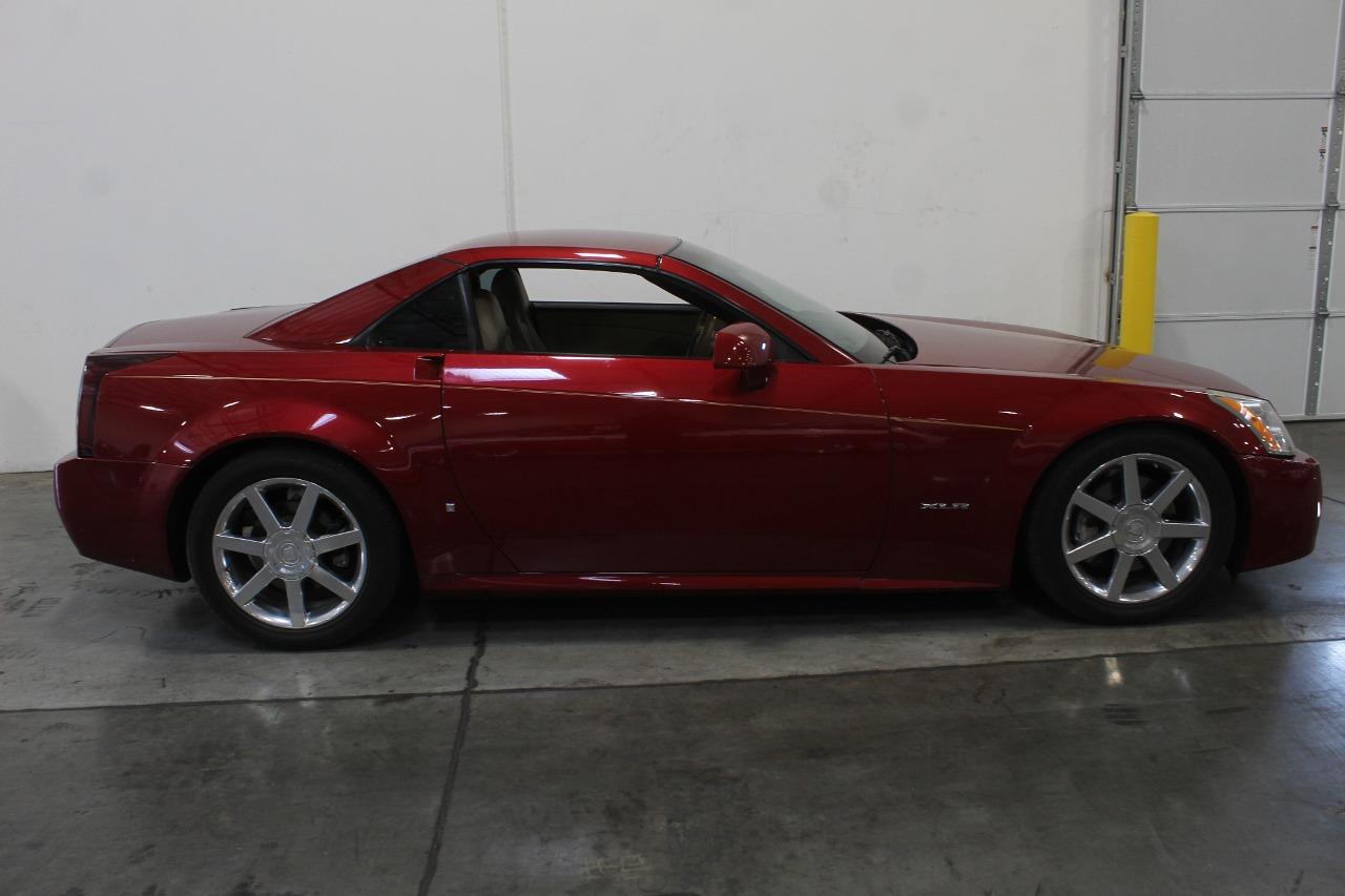 2008 Cadillac XLR