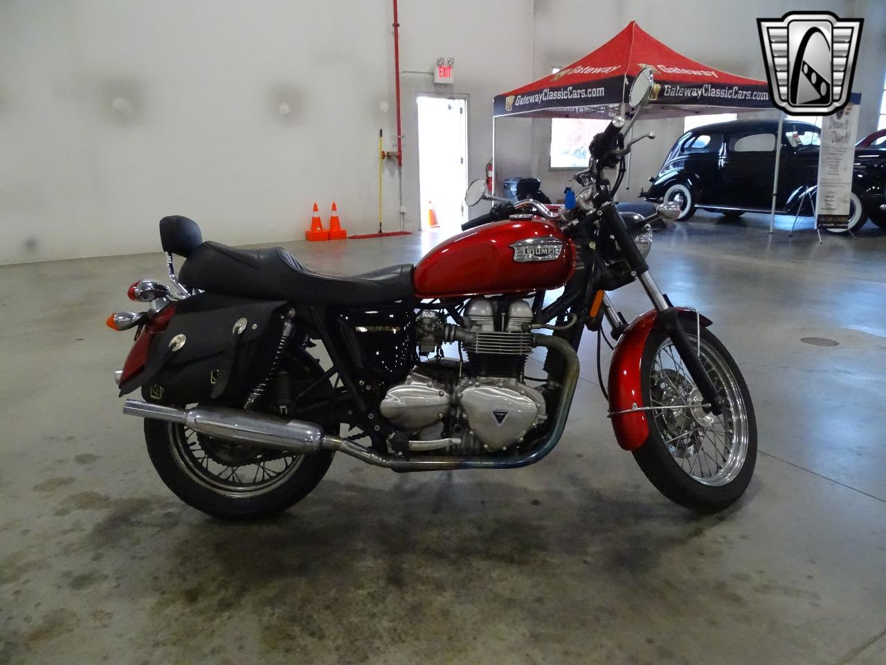 2003 Triumph Bonneville