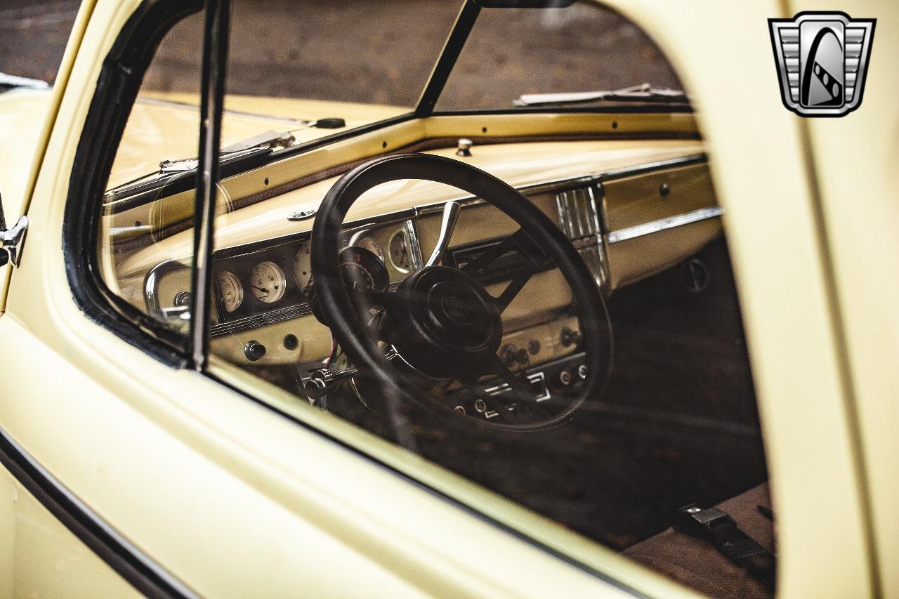 1948 Plymouth Deluxe