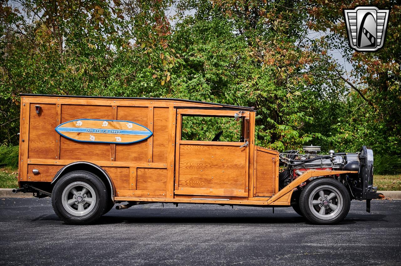 1934 Chevrolet Woody