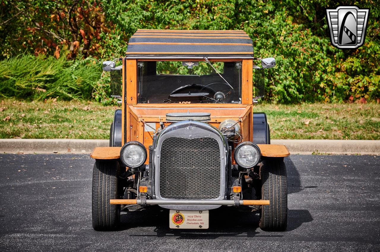 1934 Chevrolet Woody