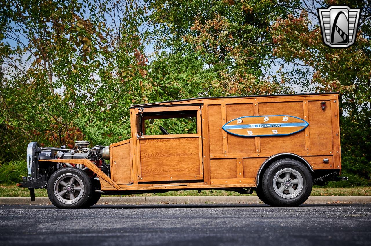 1934 Chevrolet Woody