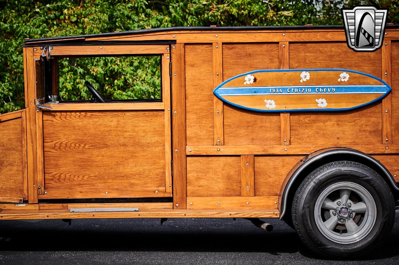 1934 Chevrolet Woody