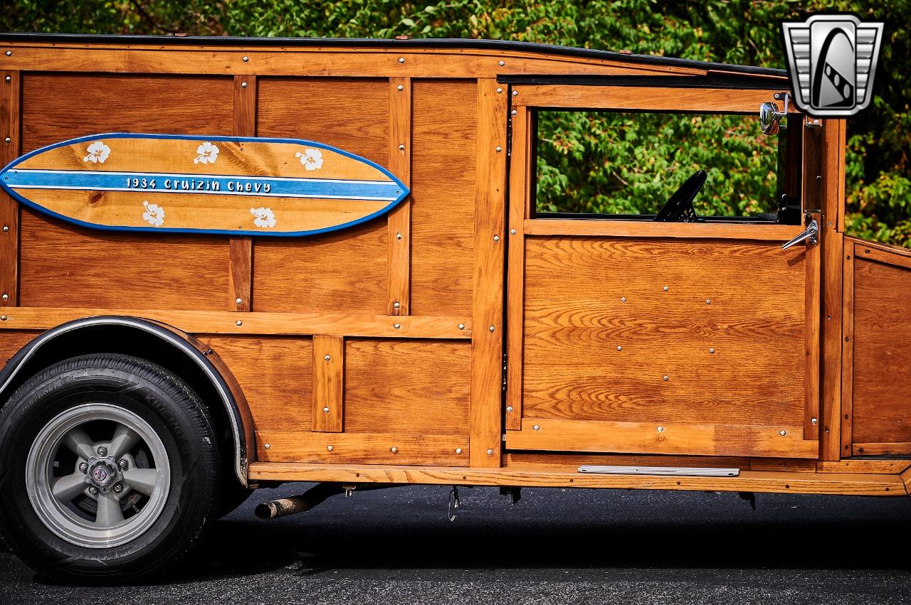 1934 Chevrolet Woody