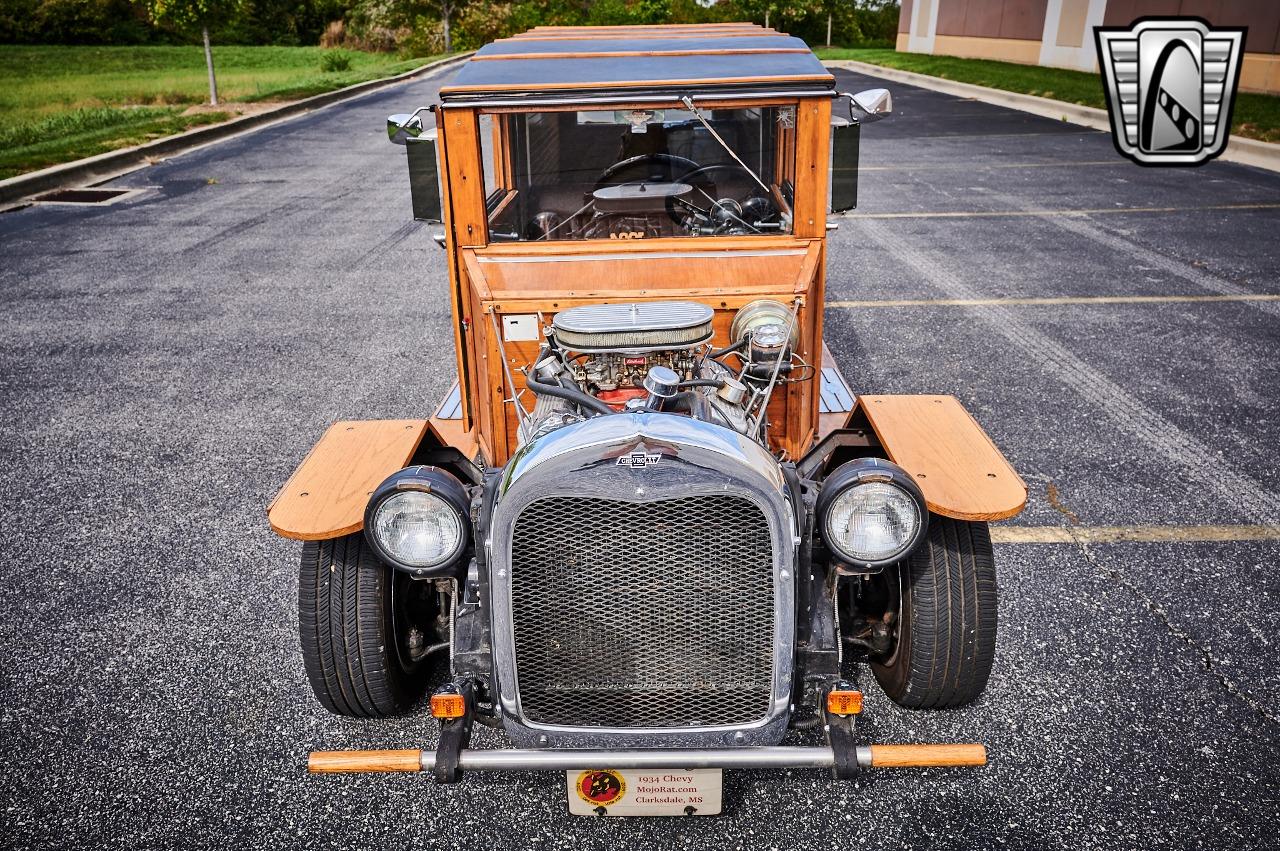 1934 Chevrolet Woody