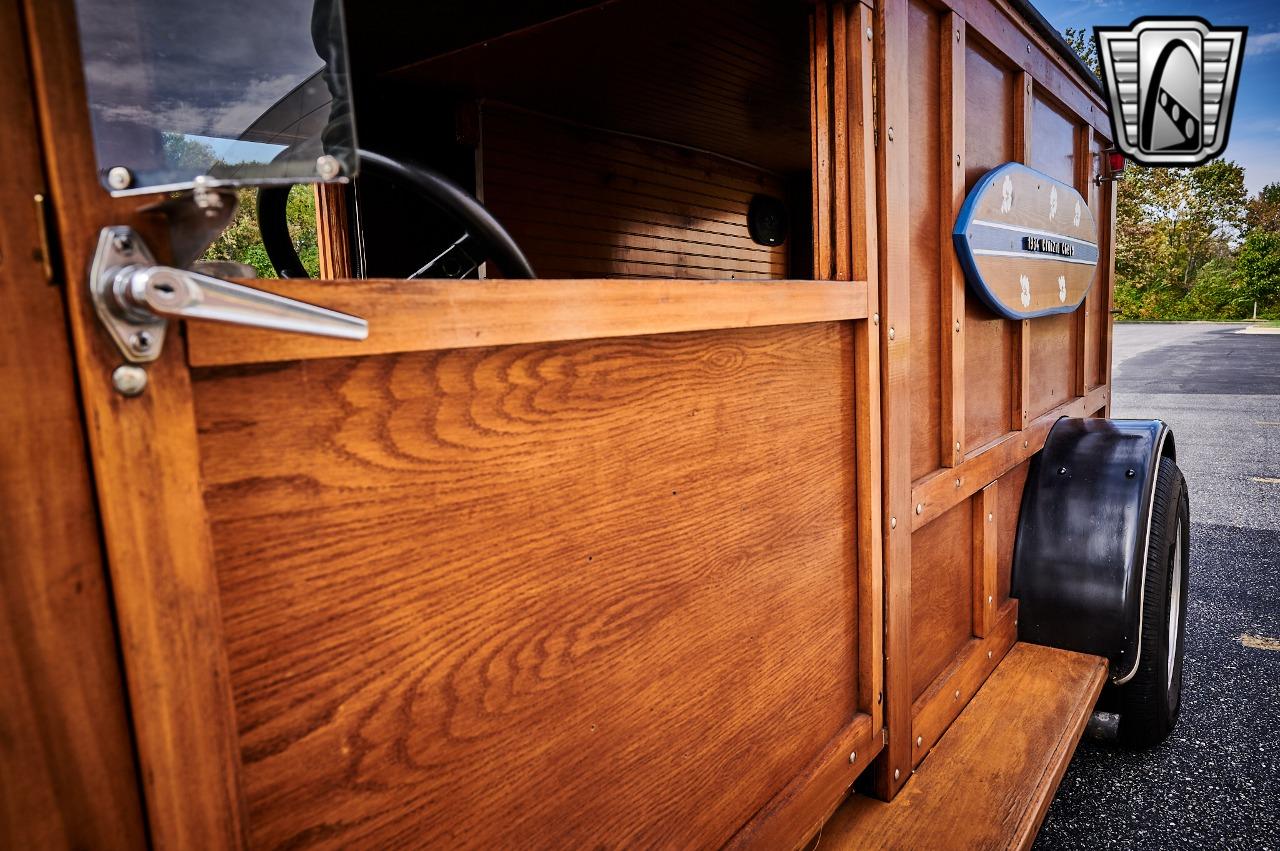 1934 Chevrolet Woody