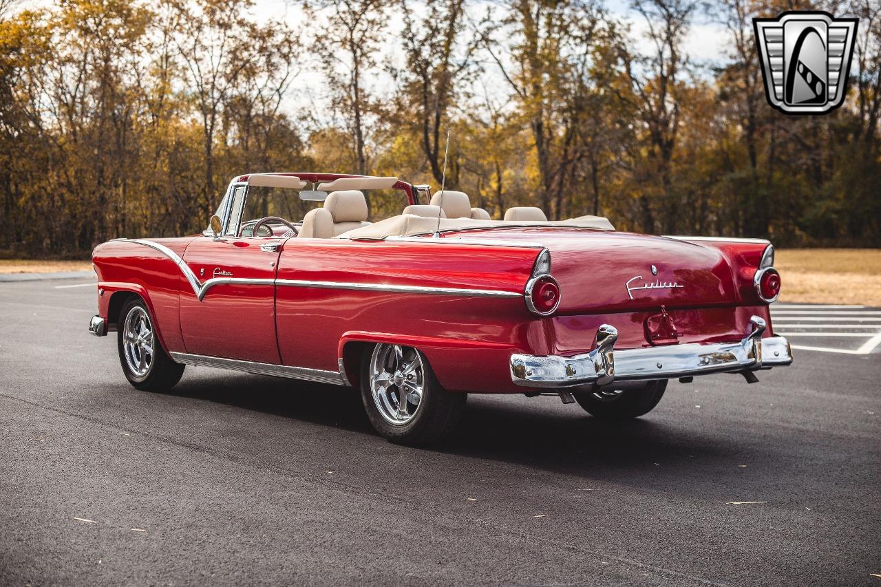 1955 Ford Sunliner