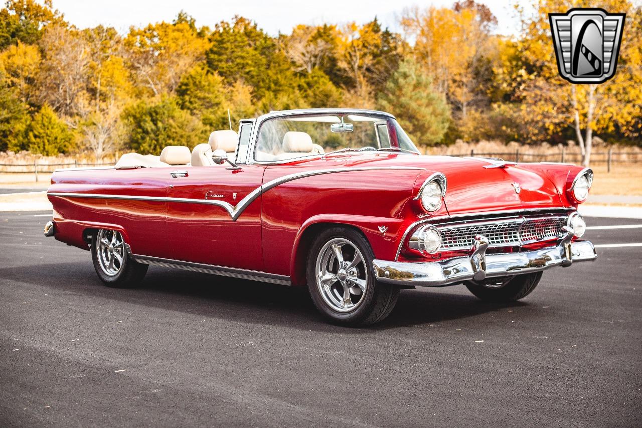 1955 Ford Sunliner