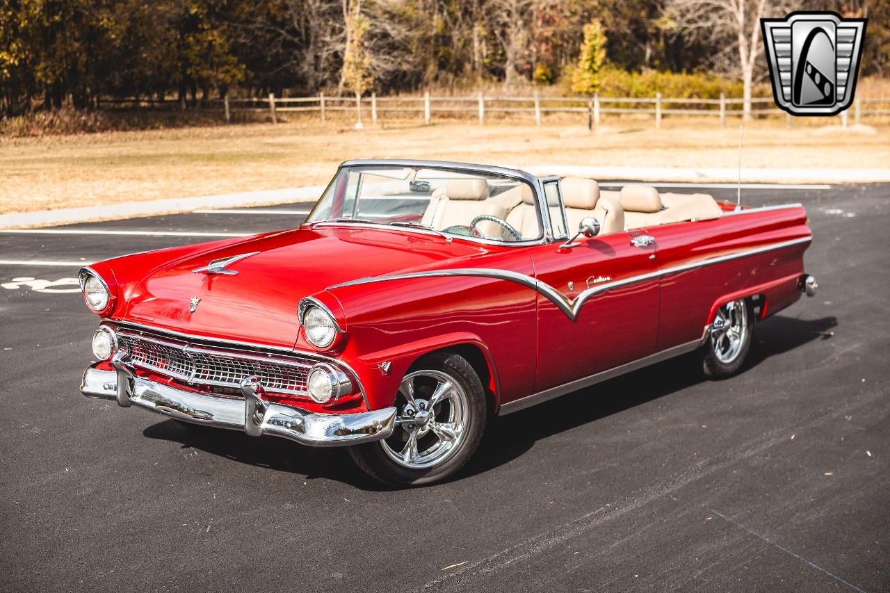 1955 Ford Sunliner