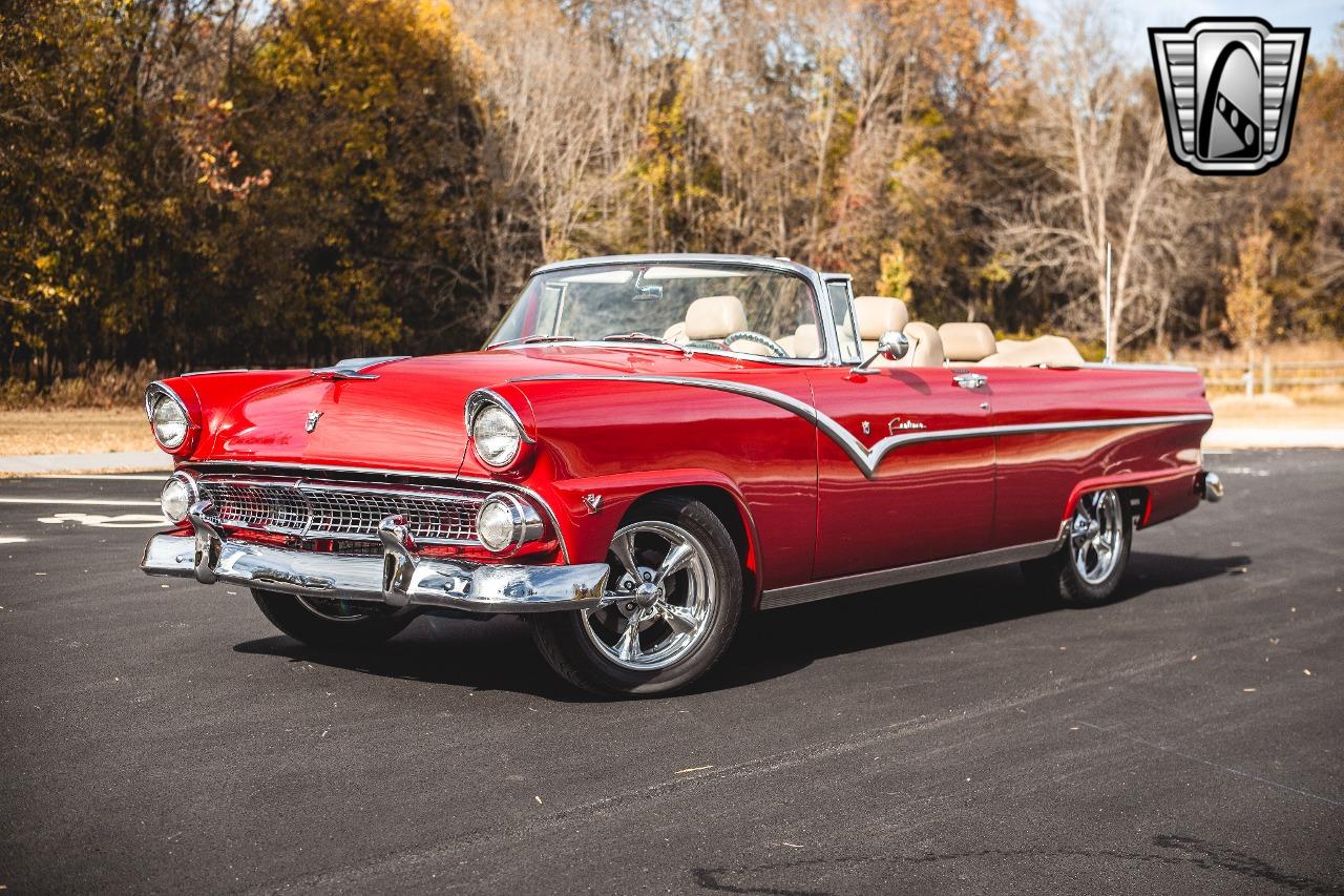 1955 Ford Sunliner