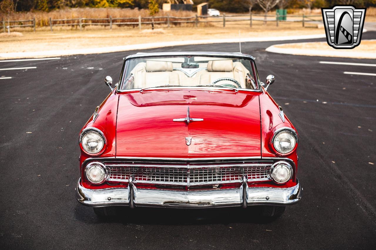 1955 Ford Sunliner