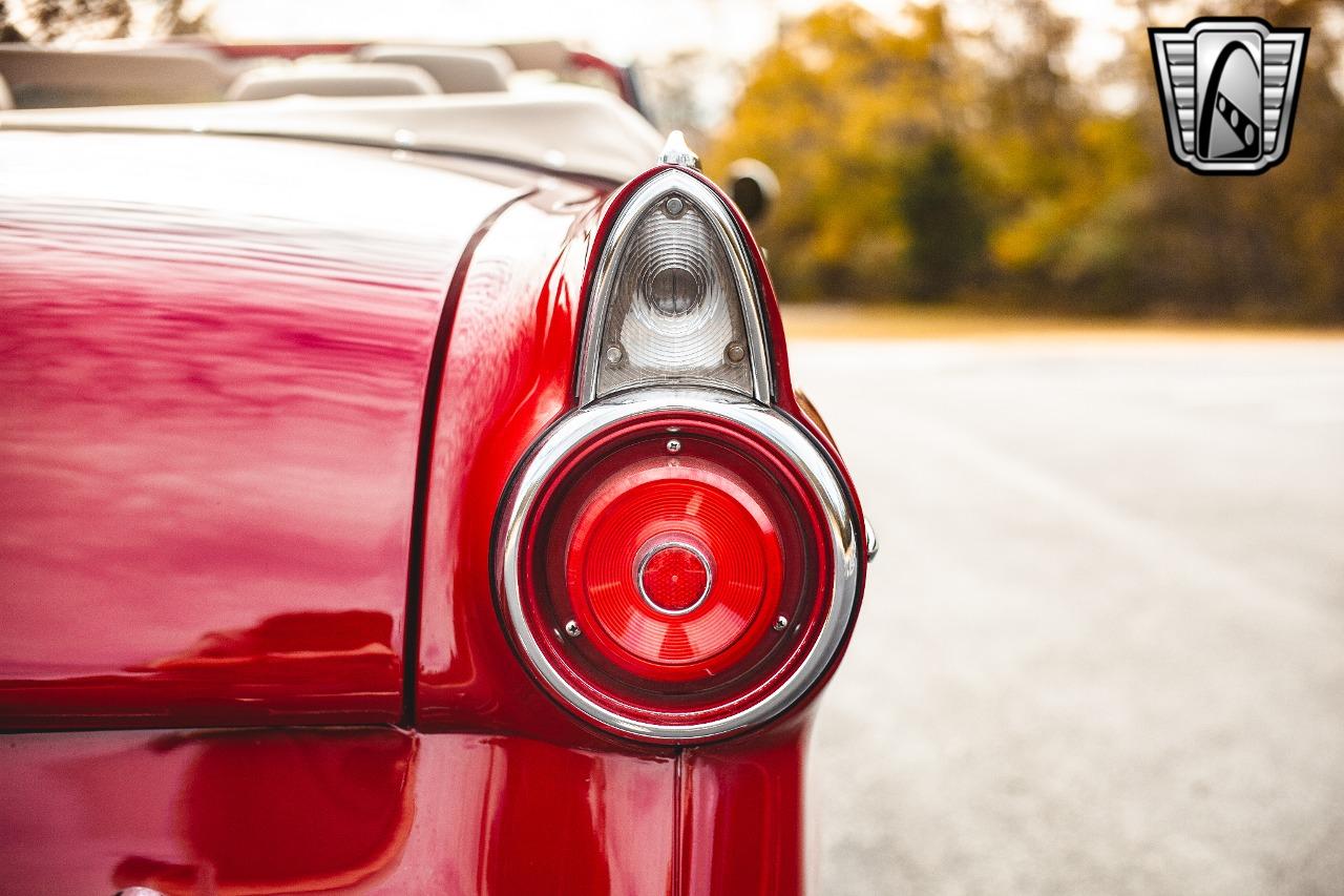 1955 Ford Sunliner