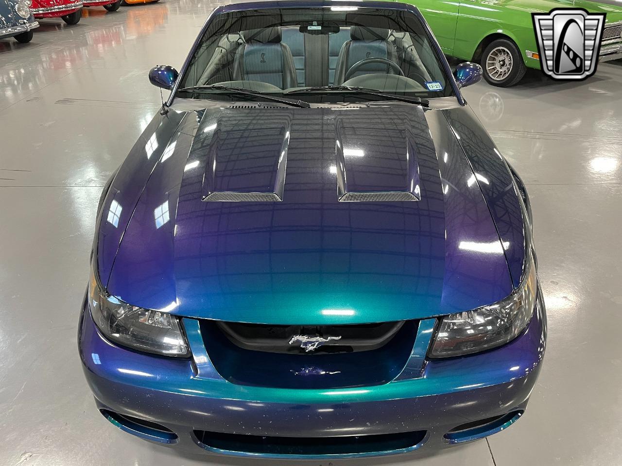 2004 Ford Mustang