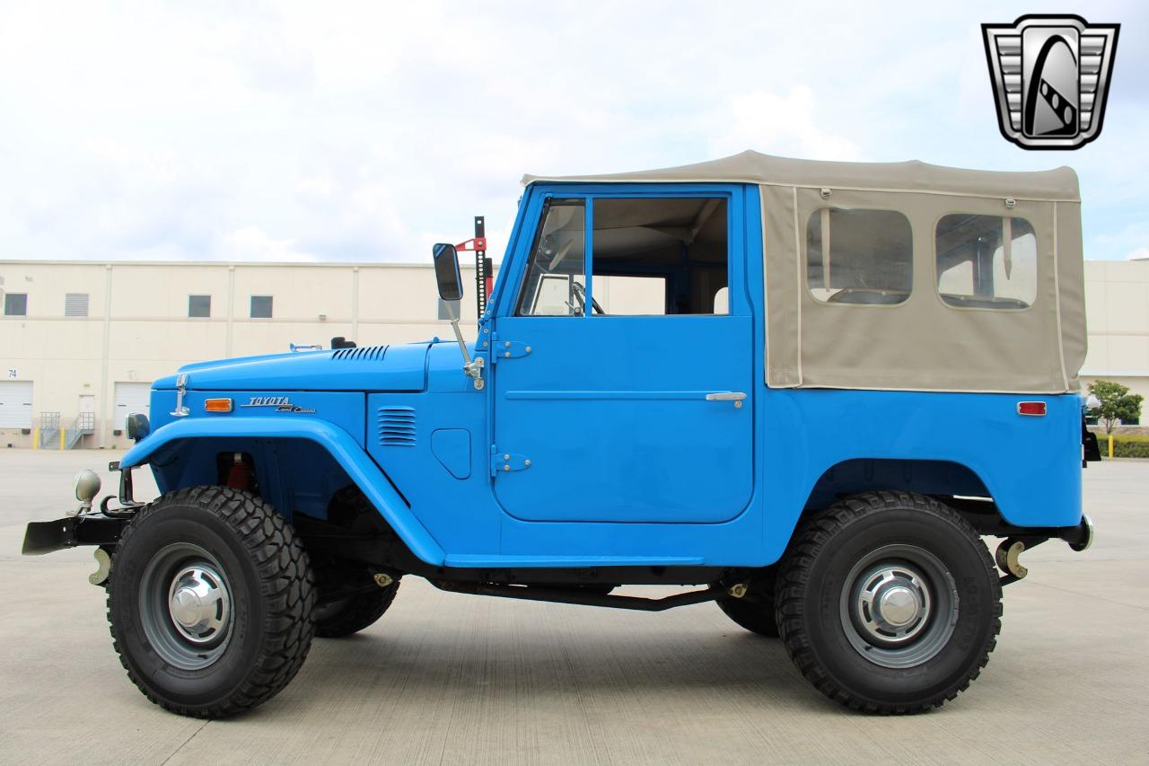 1974 Toyota FJ40