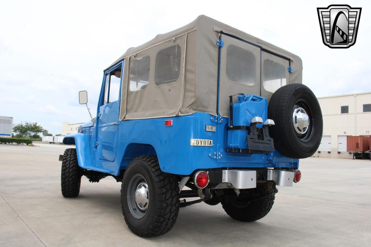 1974 Toyota FJ40