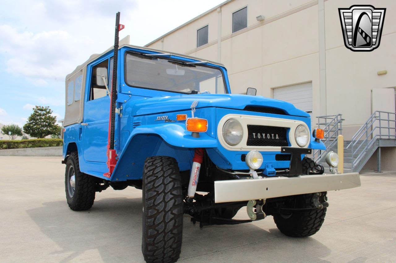 1974 Toyota FJ40