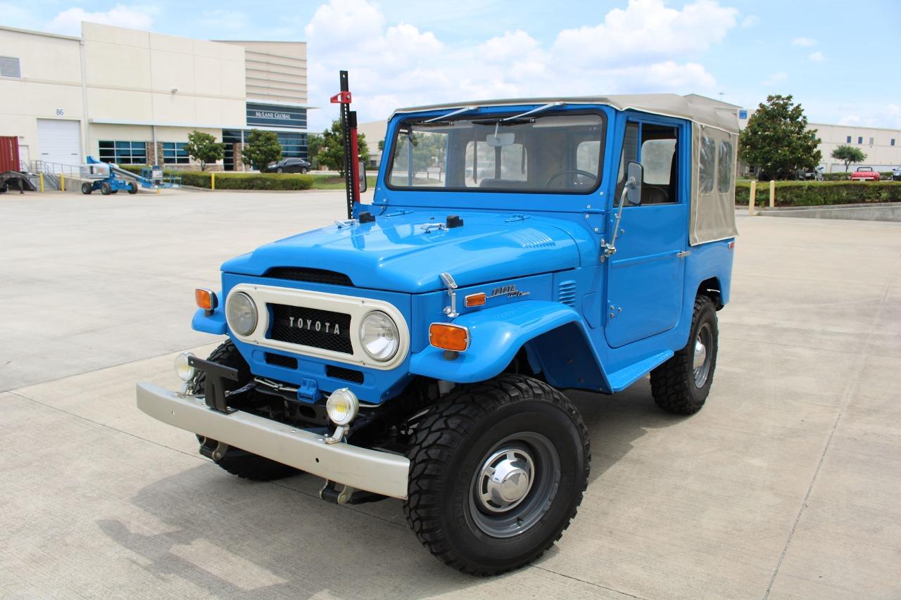 1974 Toyota FJ40