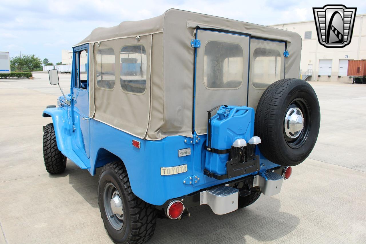 1974 Toyota FJ40