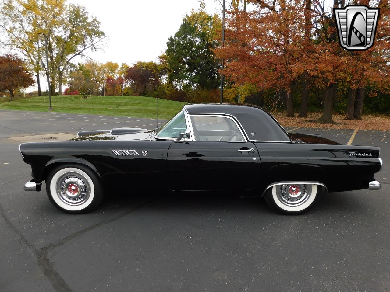 1955 Ford Thunderbird