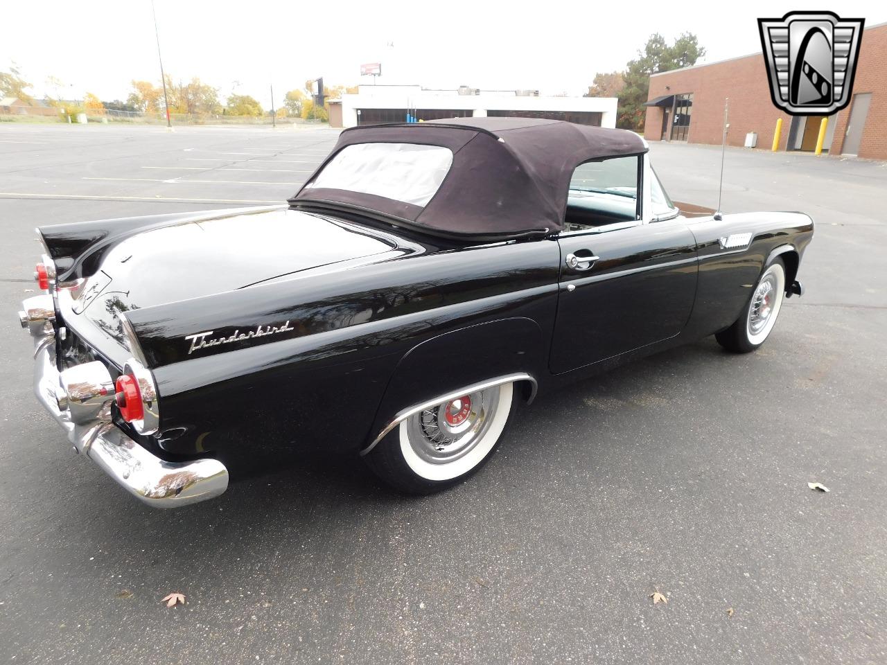 1955 Ford Thunderbird