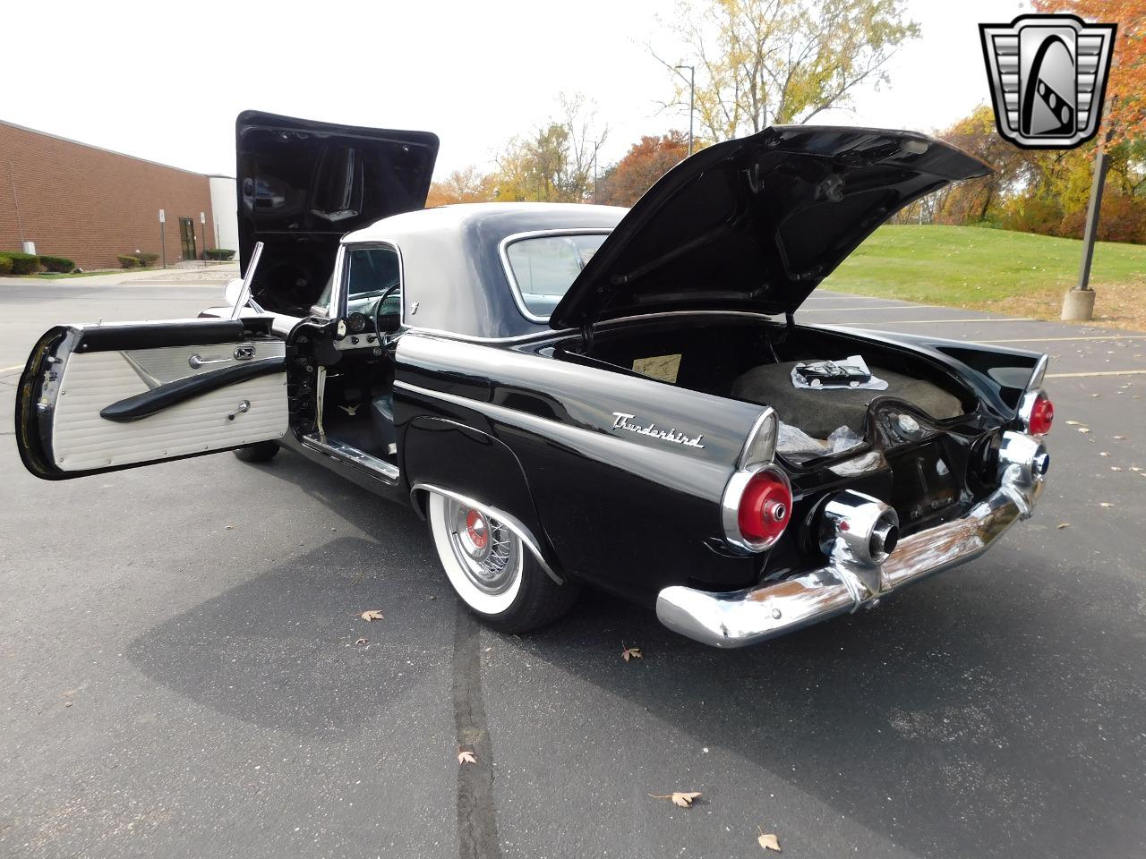 1955 Ford Thunderbird