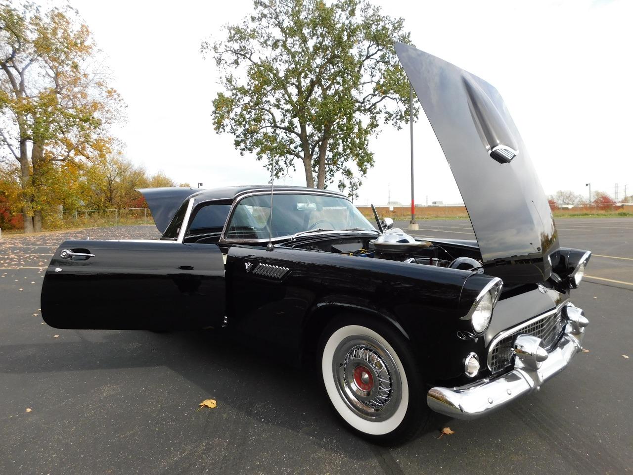 1955 Ford Thunderbird