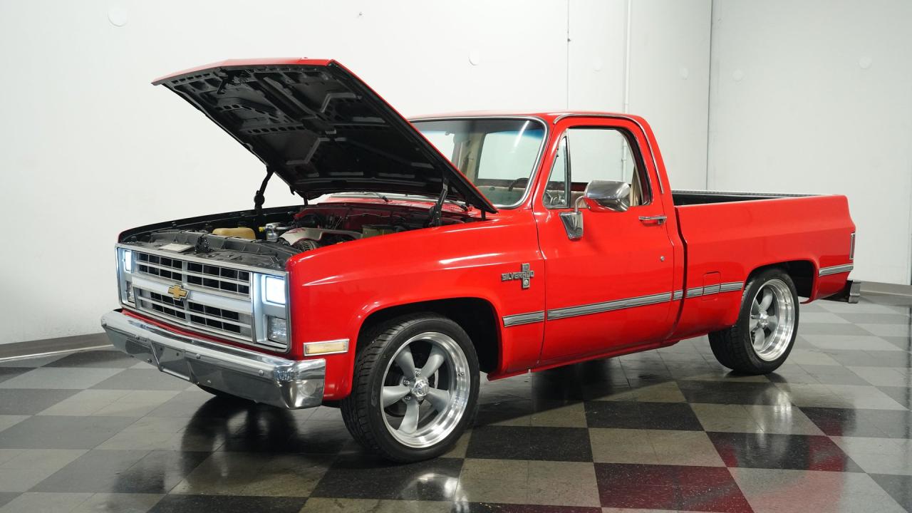 1986 Chevrolet C10 Silverado Restomod