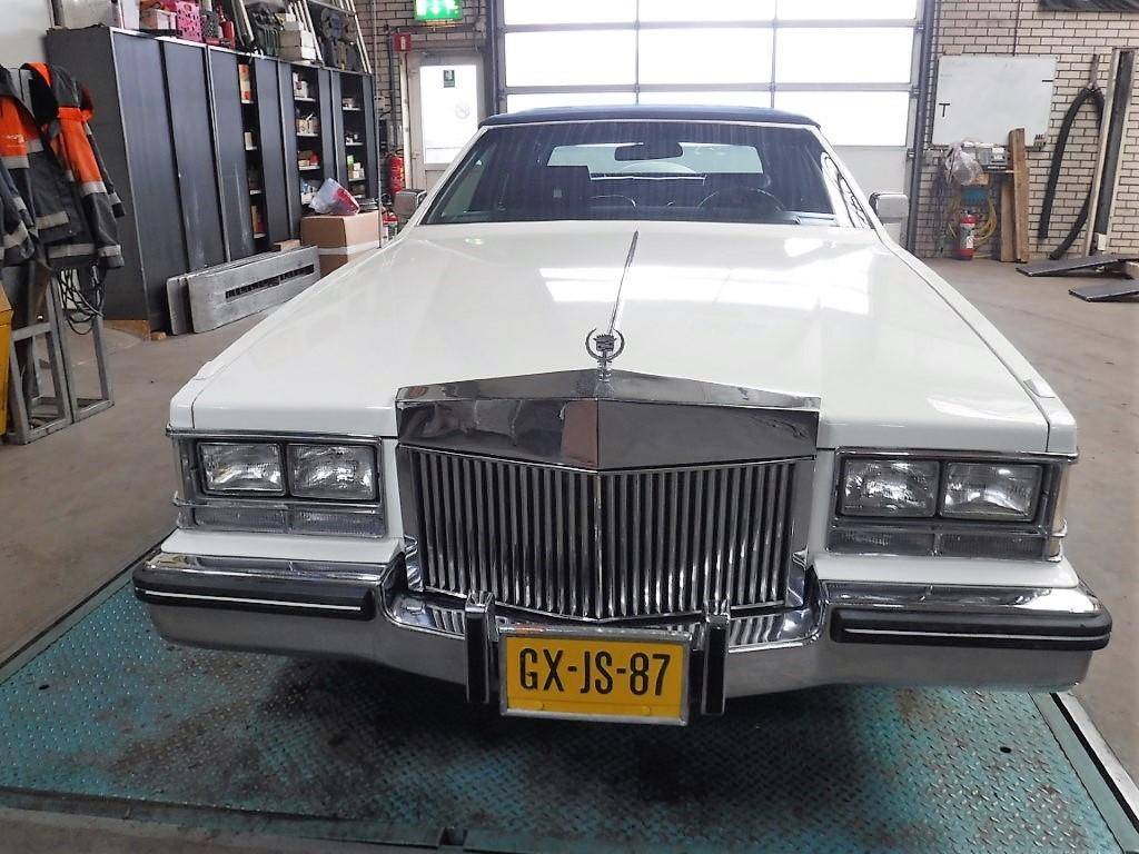 1985 Cadillac Seville 1985