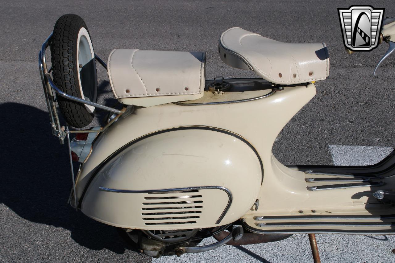 1961 Vespa 125