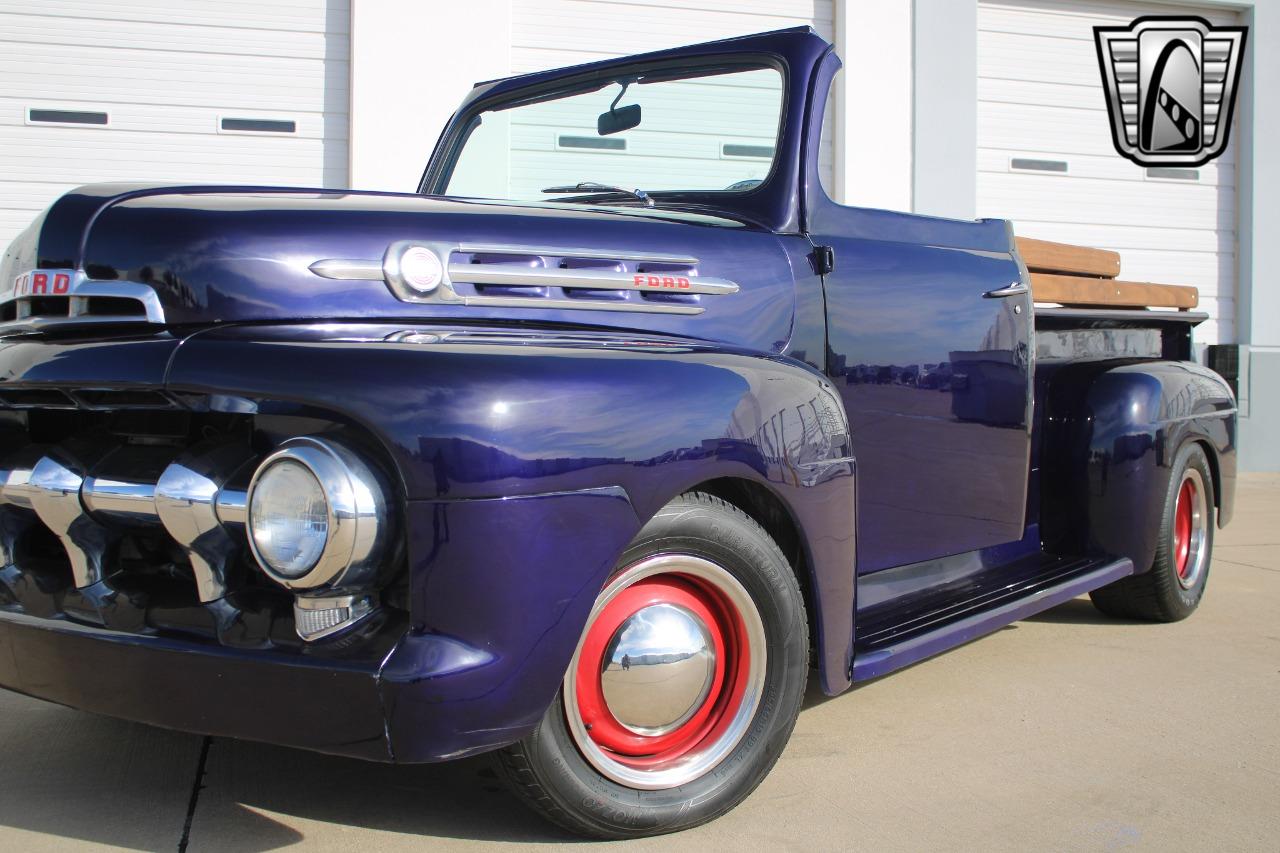 1952 Ford F1