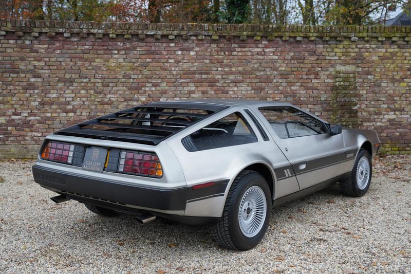 1982 DeLorean DMC-12