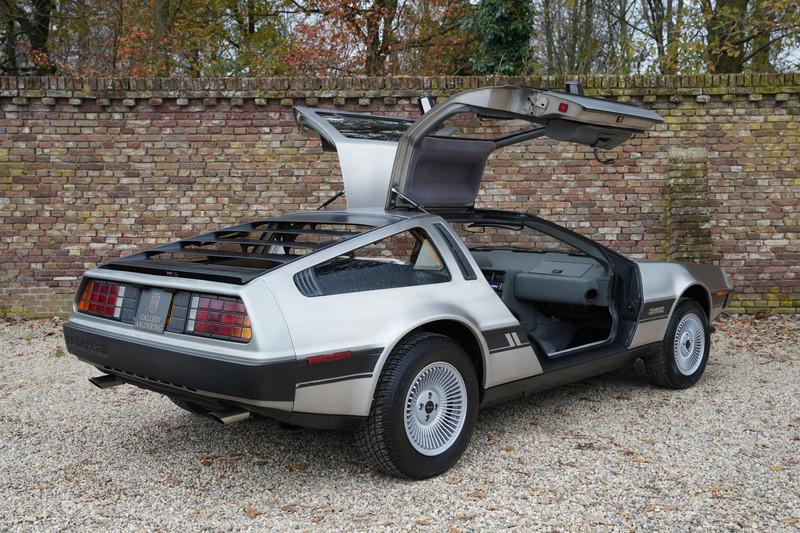 1982 DeLorean DMC-12