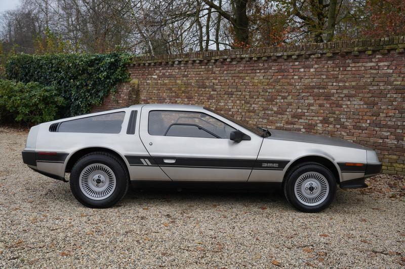 1982 DeLorean DMC-12