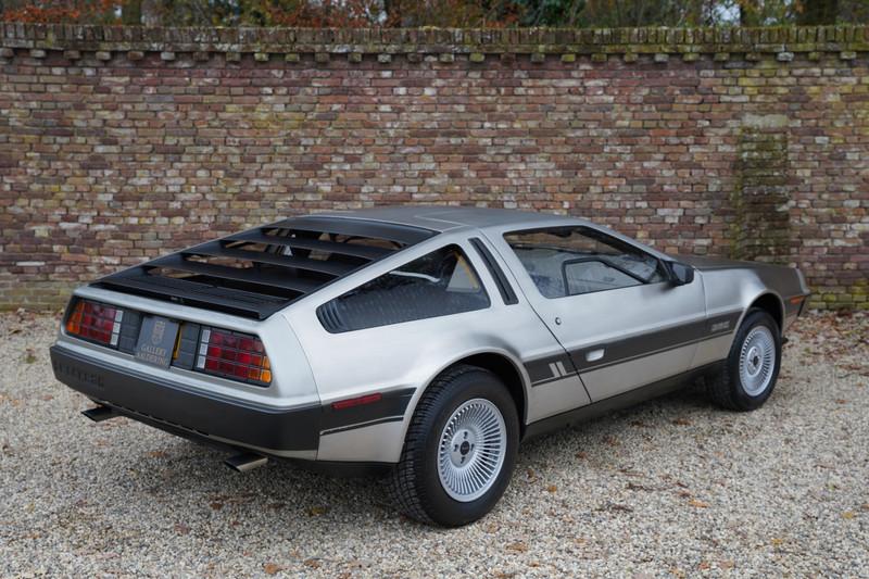 1982 DeLorean DMC-12