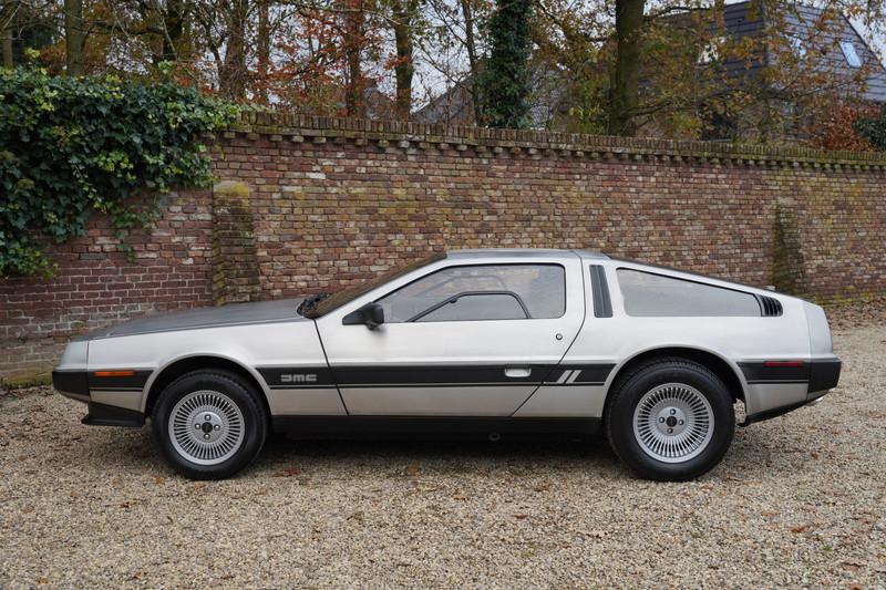 1982 DeLorean DMC-12